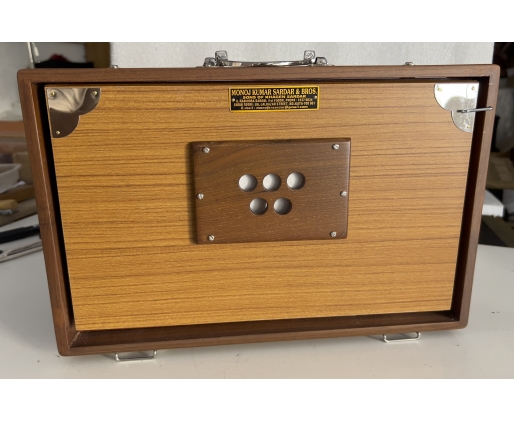 Shruti Box Monoj Kumar Sardar medium 2